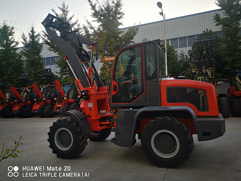 Manitech Mtech5.5T телескопический погрузчик