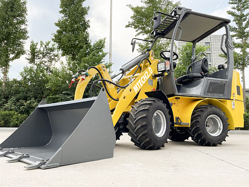 Manitech Mtech2.0T Телескопический погрузчик